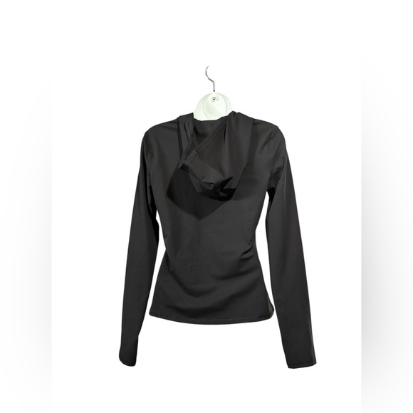 Yogalicious, Long Sleeve Hooded Top, Small, Black 🧘‍♀️ - Picture 8 of 11